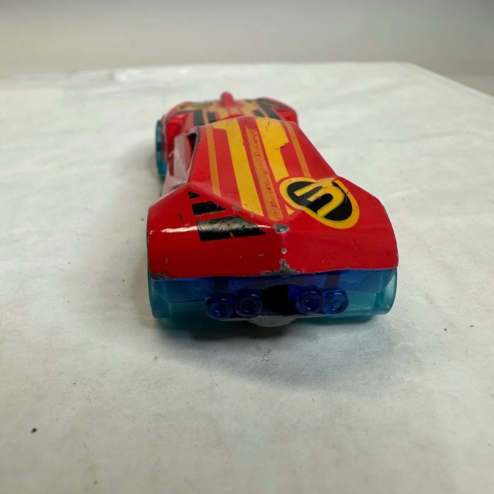 Hot Wheels Urban Agent Red 2008 Mattel Diecast Toy Car‎ Number 3 Blue Wheels